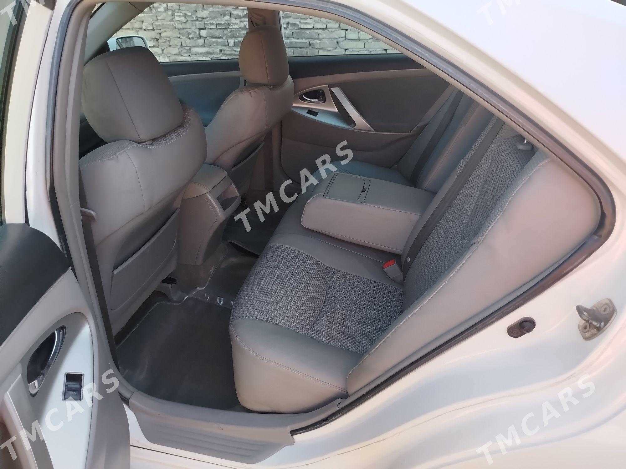 Toyota Camry 2010 - 185 000 TMT - Туркменабат - img 3