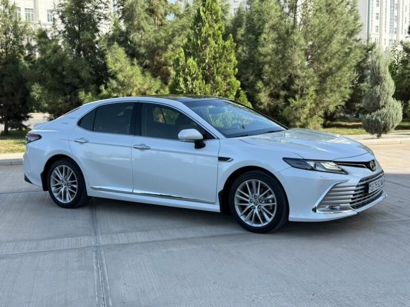 Toyota Camry 2022 - 604 000 TMT - Aşgabat - img 5