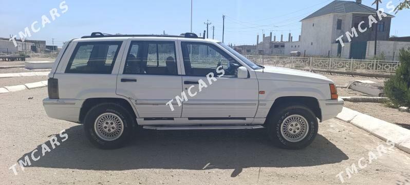 Jeep Cherokee 1994 - 35 000 TMT - Балканабат - img 4