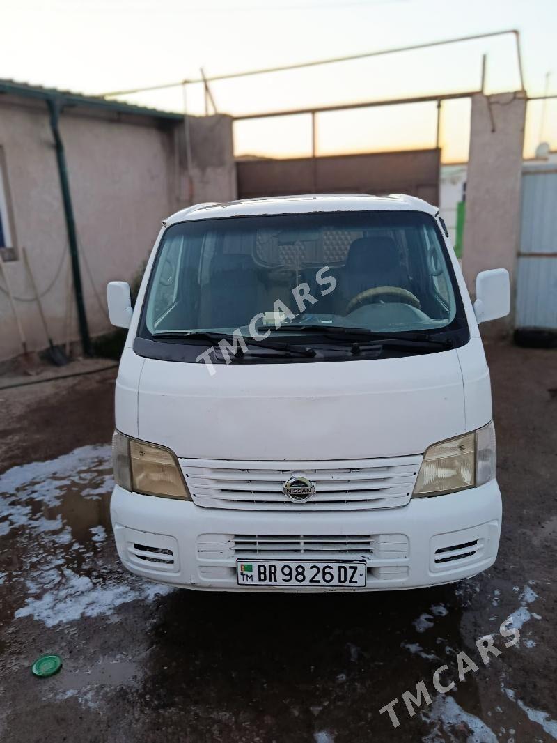 Nissan Urvan 2004 - 95 000 TMT - Daşoguz - img 3