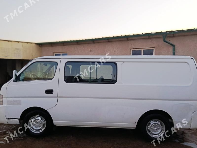 Nissan Urvan 2004 - 95 000 TMT - Daşoguz - img 8