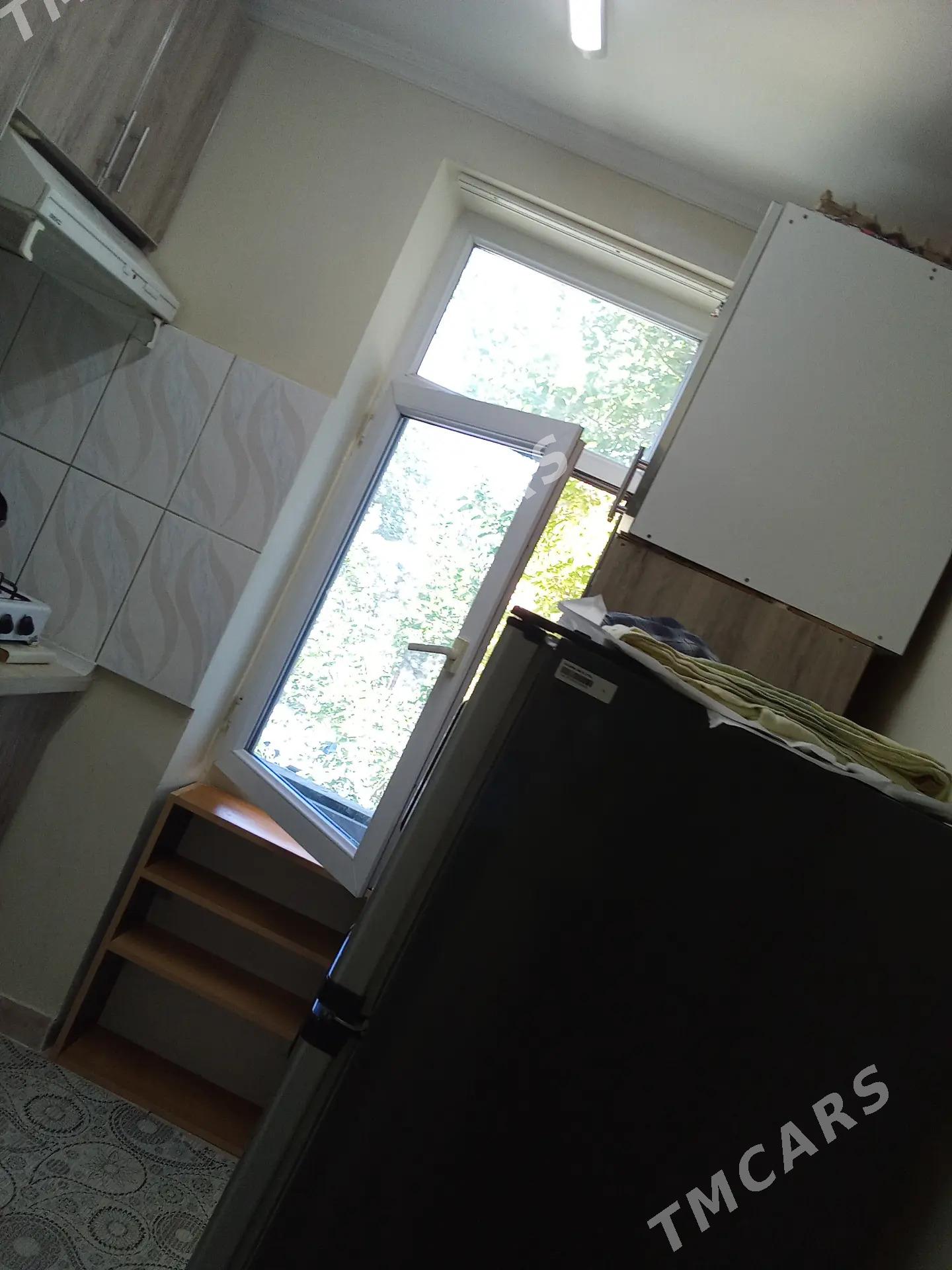 Bez hozýn kwartira 2   gerek - 1 мкр - img 2