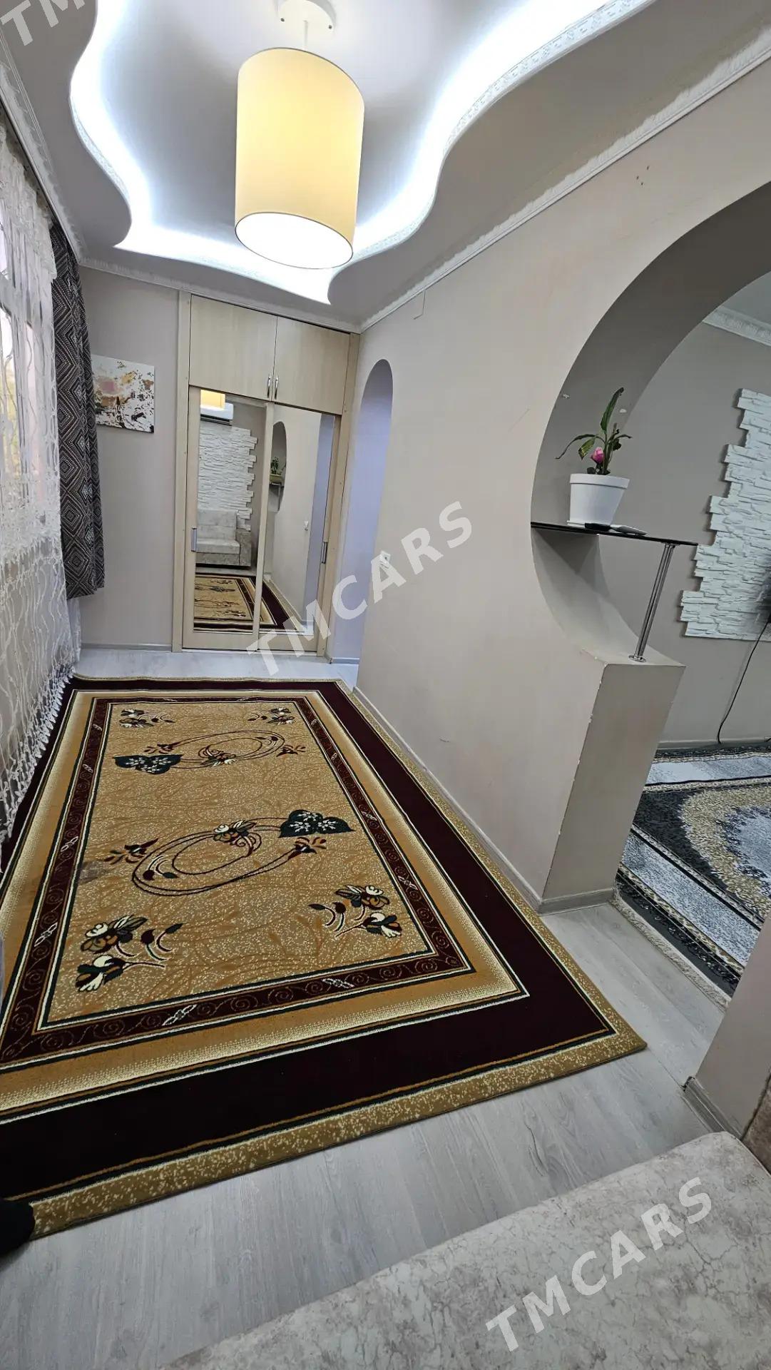 9МКР 4/2ЭТ 1 В 2 КОМН!!!! - Aşgabat - img 5