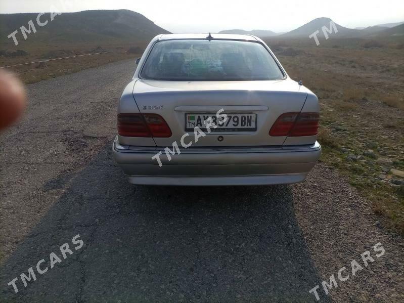 Mercedes-Benz C320 1997 - 50 000 TMT - Гызыларбат - img 2