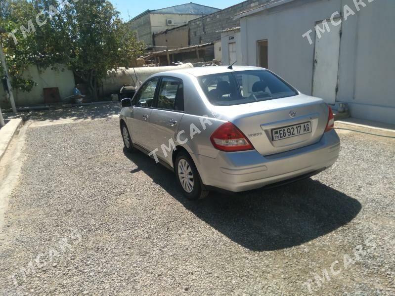 Nissan Versa 2009 - 127 000 TMT - Ашхабад - img 4