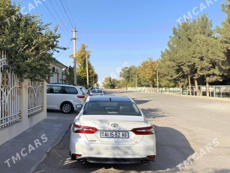 Toyota Camry 2022 - 635 000 TMT - Aşgabat - img 2