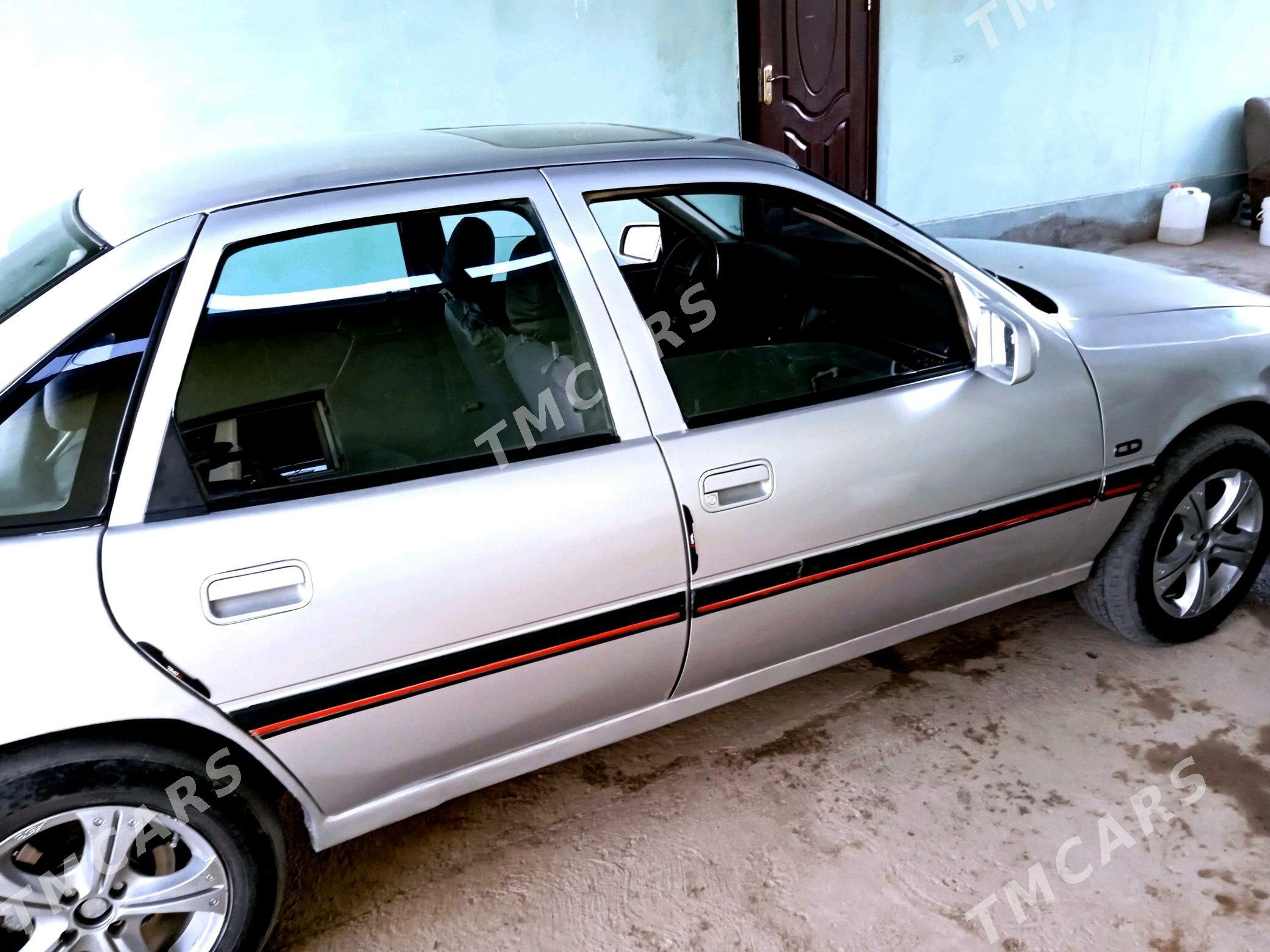 Opel Vectra 1989 - 24 000 TMT - Gubadag - img 2