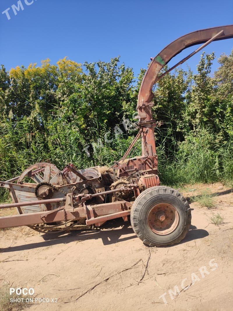 MTZ T-28 1999 - 50 000 TMT - Дянев - img 3