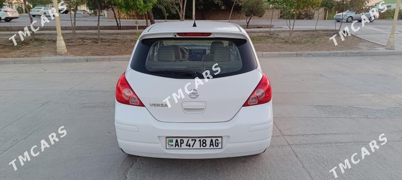 Nissan Versa 2010 - 136 000 TMT - Бузмеин - img 9