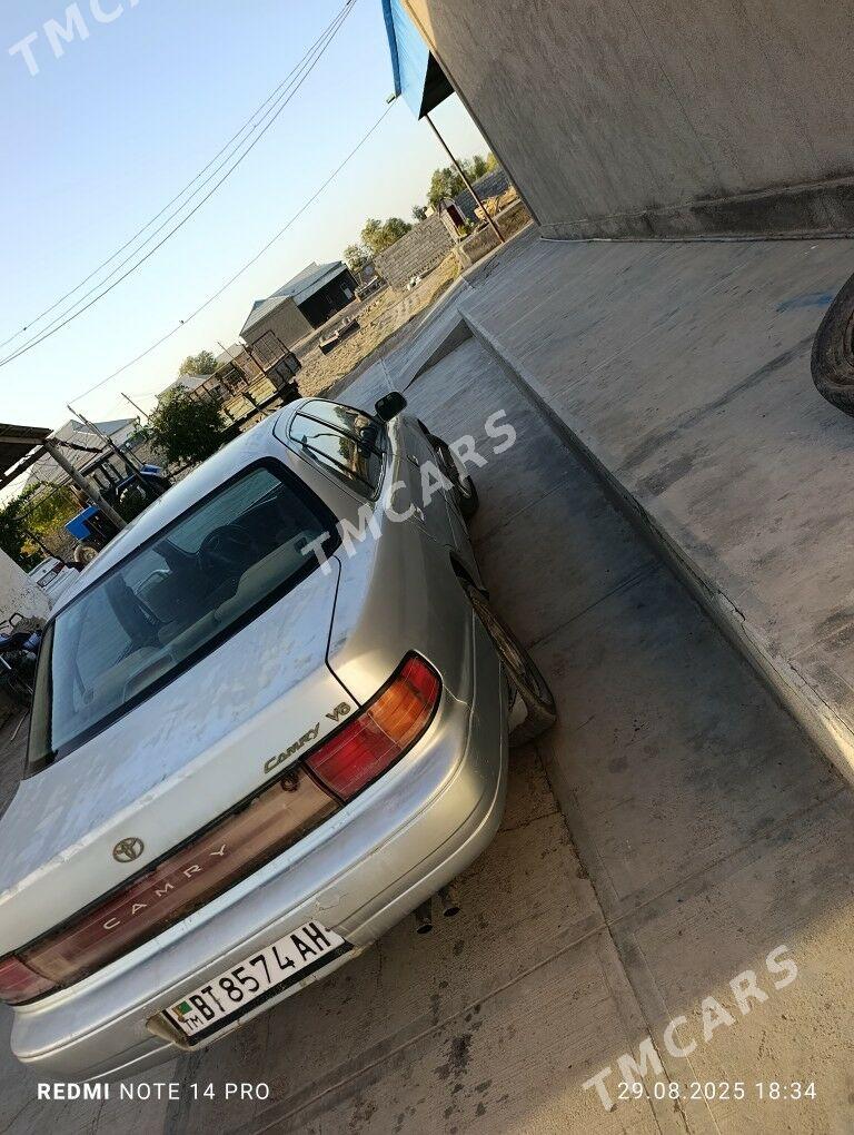 Toyota Camry 1992 - 60 000 TMT - Ýolöten - img 3