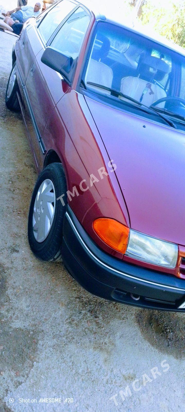 Opel Astra 1993 - 50 000 TMT - Губадаг - img 4