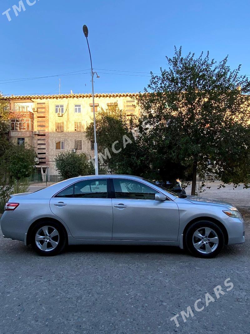 Toyota Camry 2010 - 190 000 TMT - Туркменабат - img 2