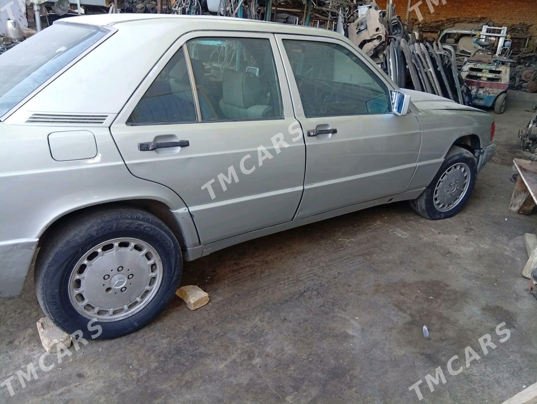 Mercedes-Benz 190E 1989 - 13 000 TMT - Туркменабат - img 4