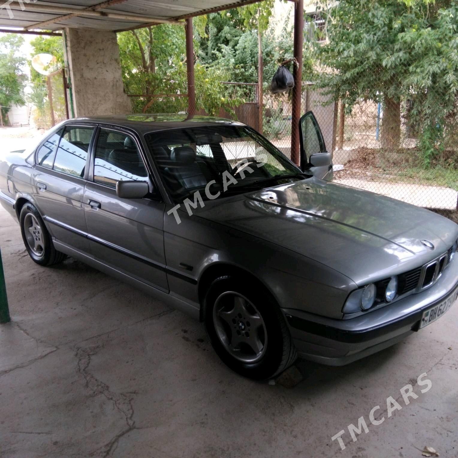 BMW 525 1988 - 65 000 TMT - Балканабат - img 4