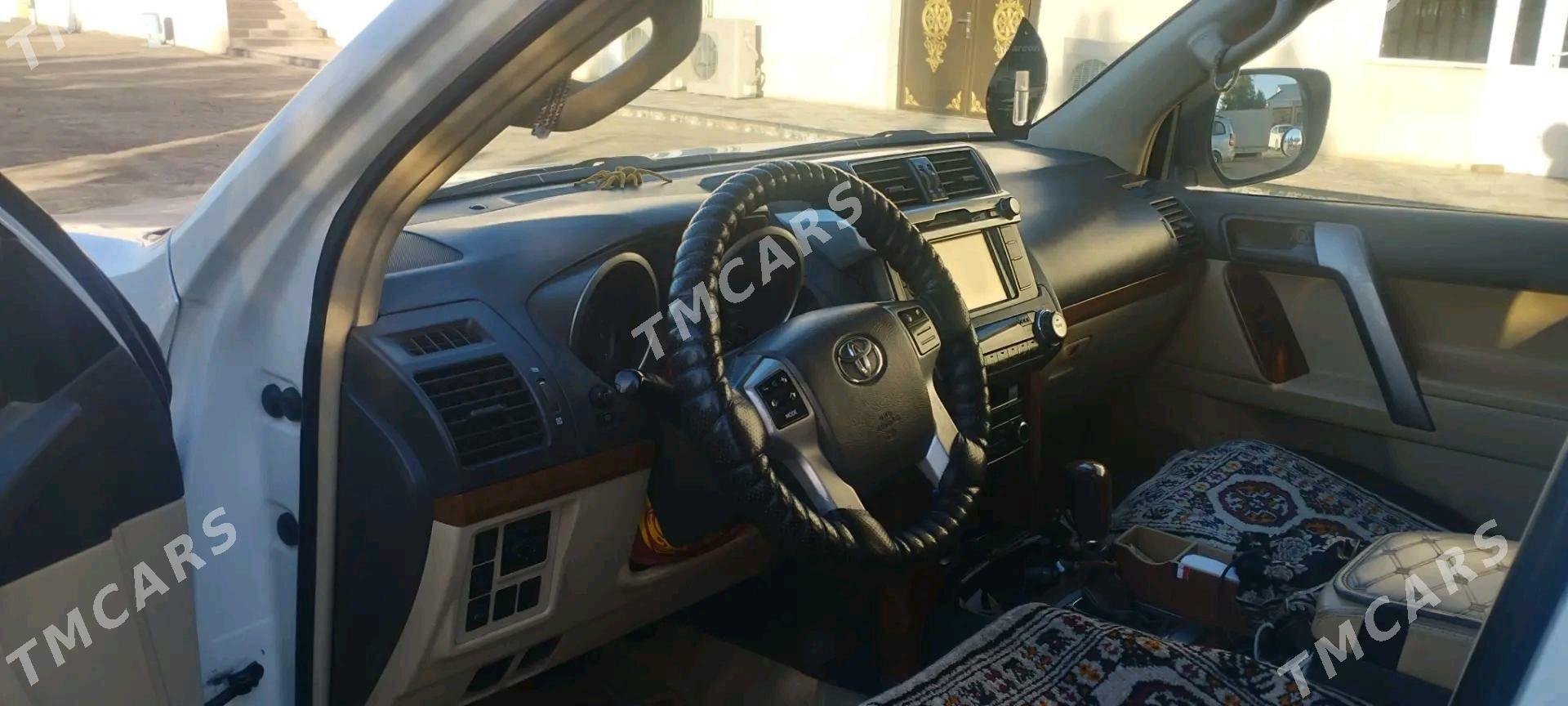 Toyota Land Cruiser Prado 2015 - 700 000 TMT - Фарап - img 4