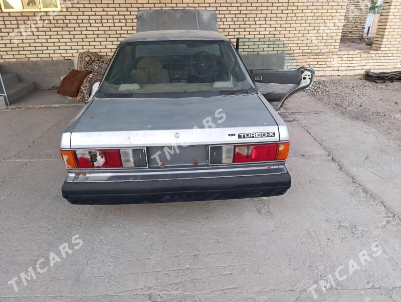 Toyota Mark II 1982 - 10 000 TMT - Серахс - img 3