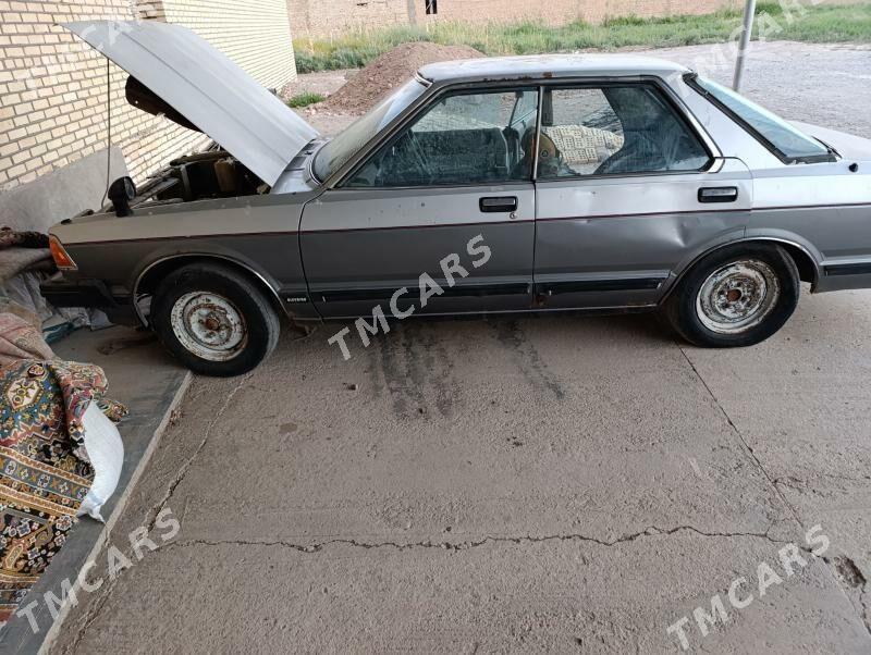 Toyota Mark II 1982 - 10 000 TMT - Серахс - img 4