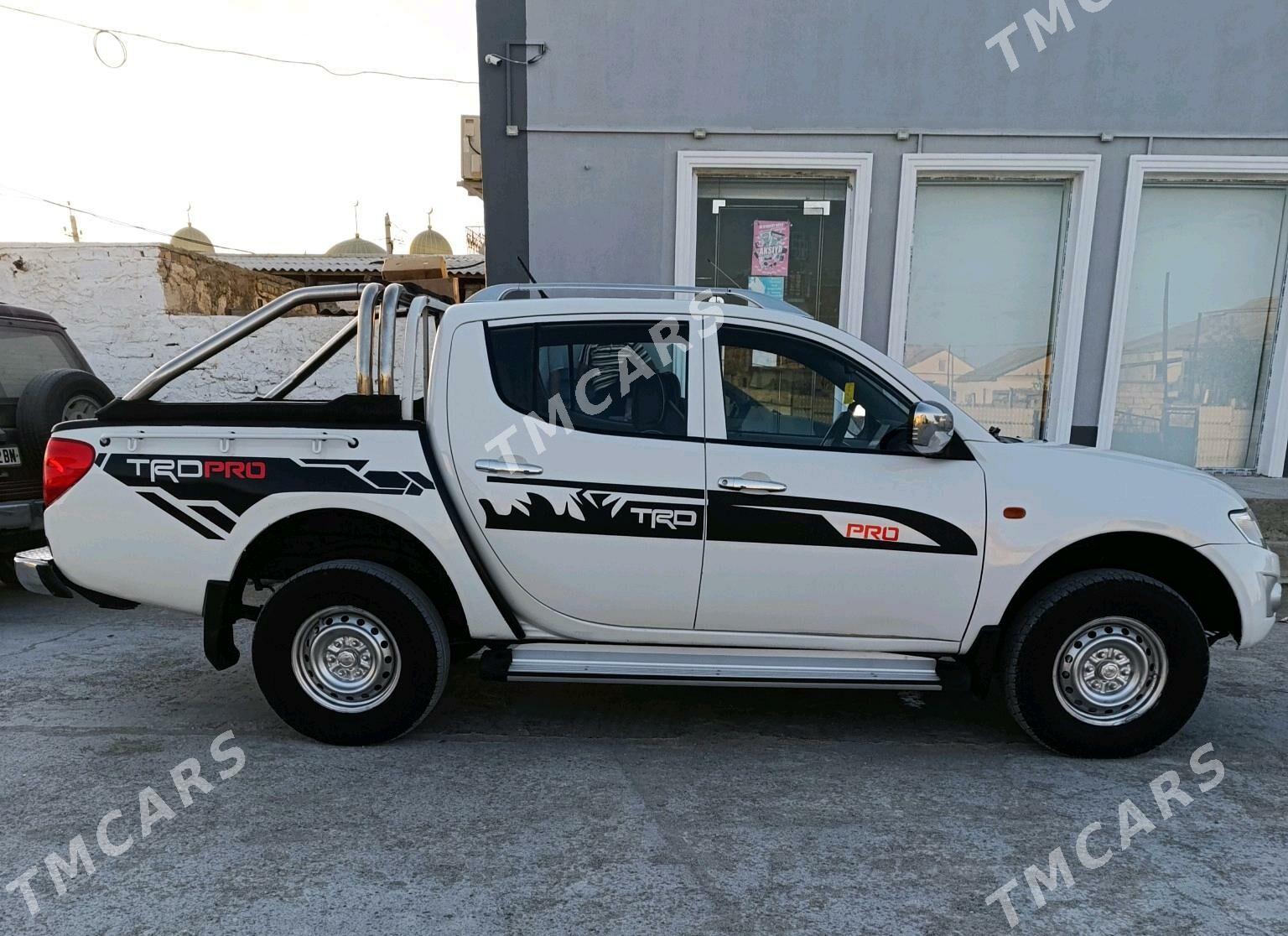 Mitsubishi L200 2010 - 160 000 TMT - Карабогаз - img 8