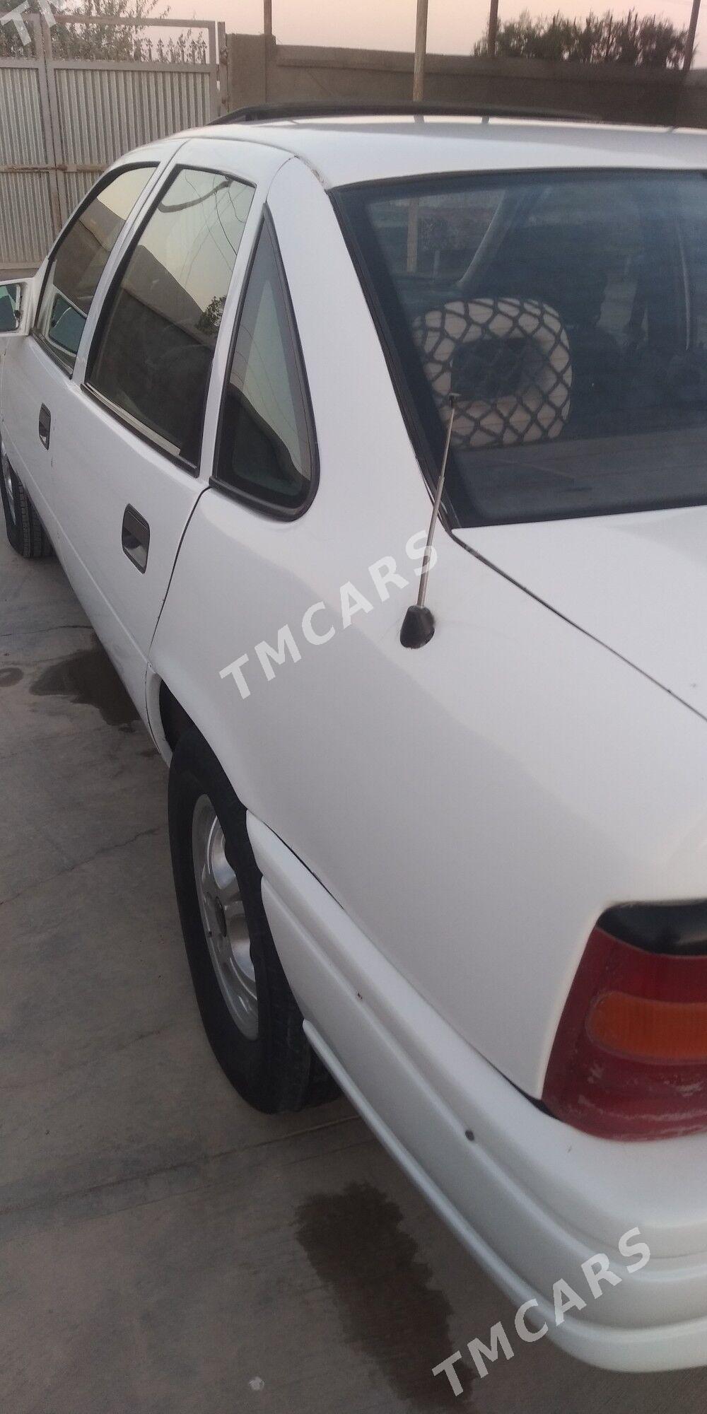 Opel Vectra 1994 - 40 000 TMT - Şabat etr. - img 4