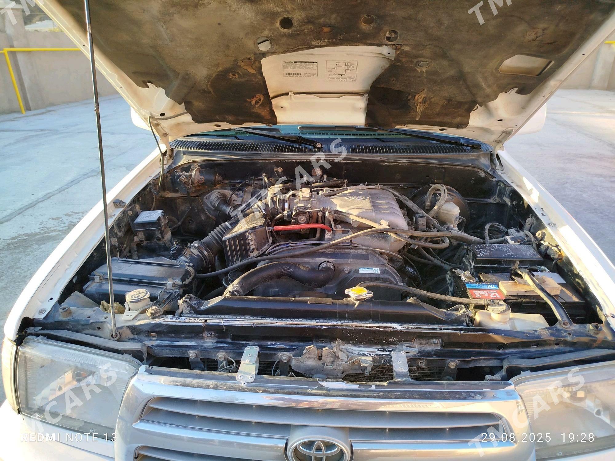 Toyota 4Runner 2001 - 145 000 TMT - Türkmenbaşy - img 6