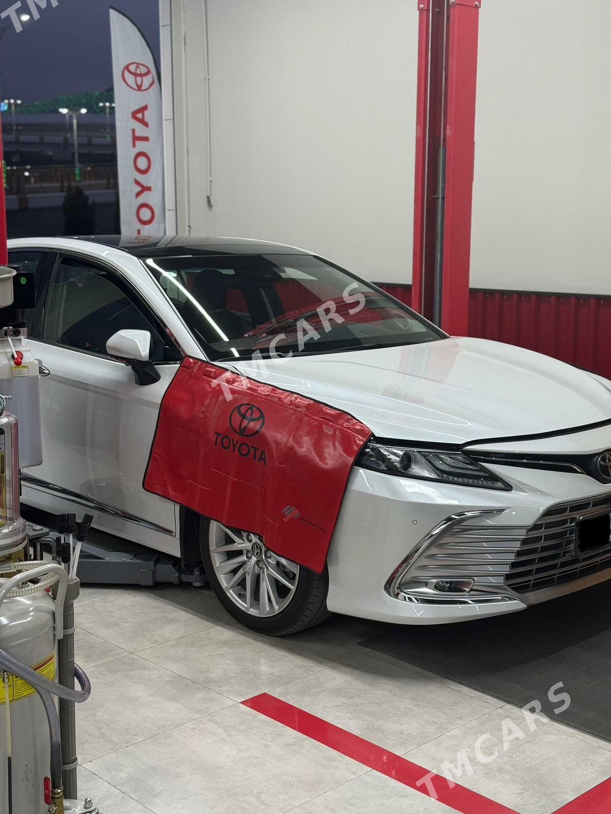 Toyota Camry 2023 - 586 000 TMT - Aşgabat - img 1