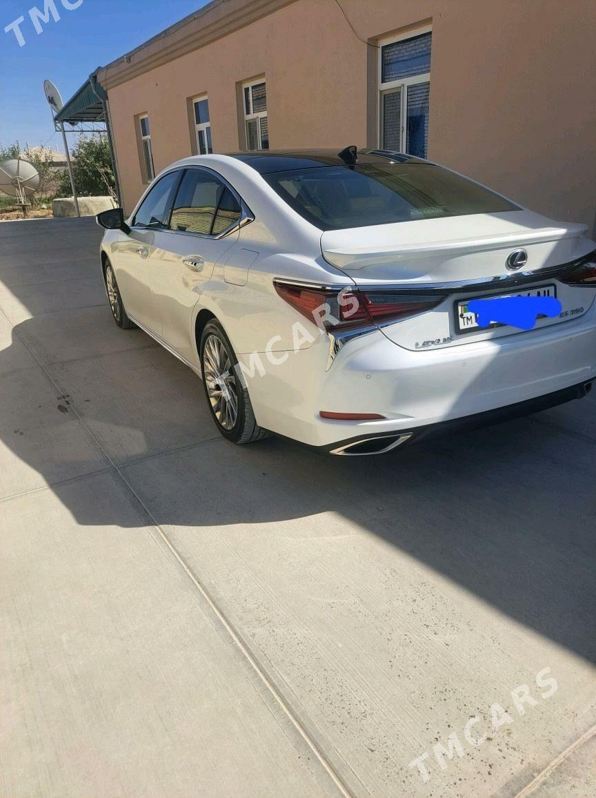 Lexus ES 350 2023 - 920 000 TMT - Бахарден - img 3
