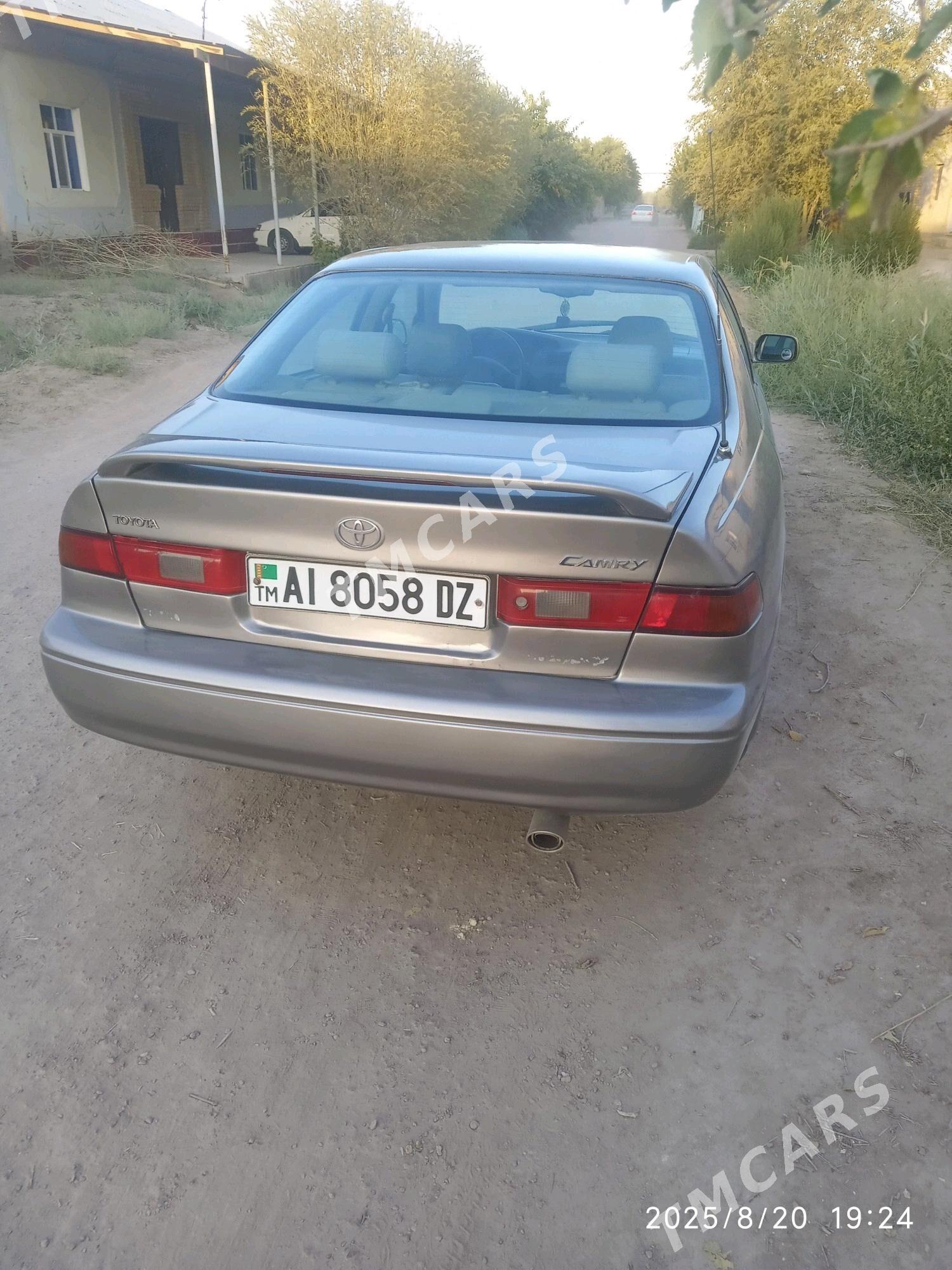 Toyota Camry 1999 - 132 000 TMT - Boldumsaz - img 5