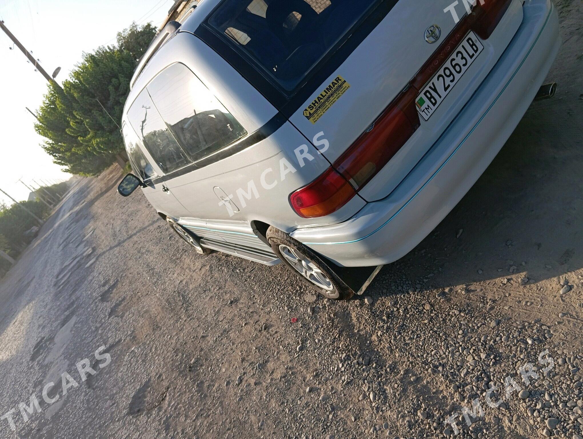 Toyota Previa 1991 - 90 000 TMT - Halaç - img 3