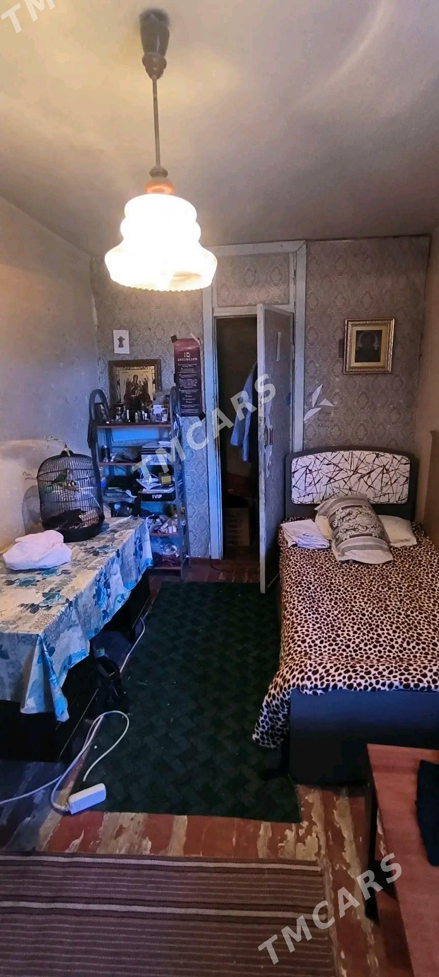 10 Мкр 2 ком в 3 ком 4 этаж - 10 mkr - img 2