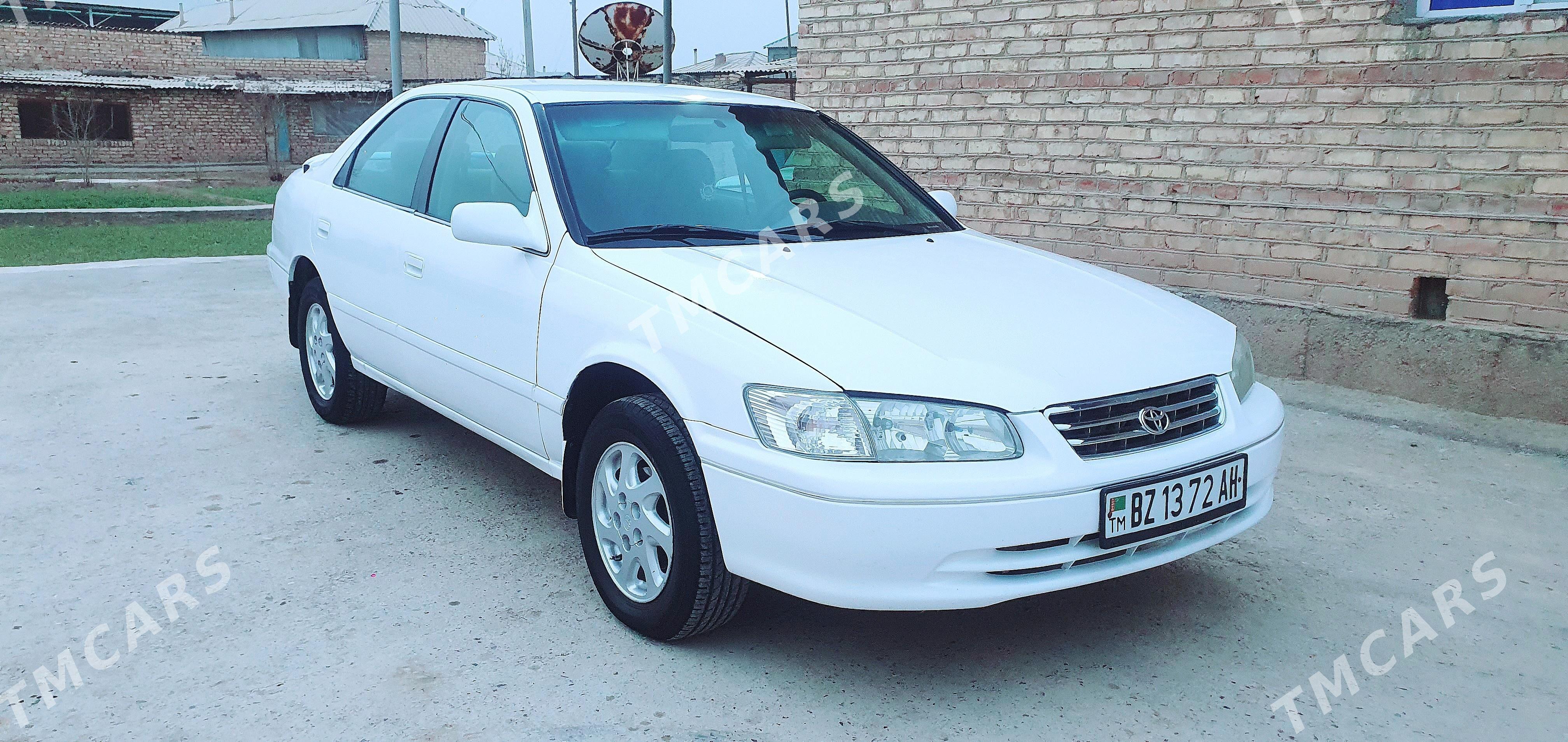 Toyota Camry 2001 - 115 000 TMT - Теджен - img 4