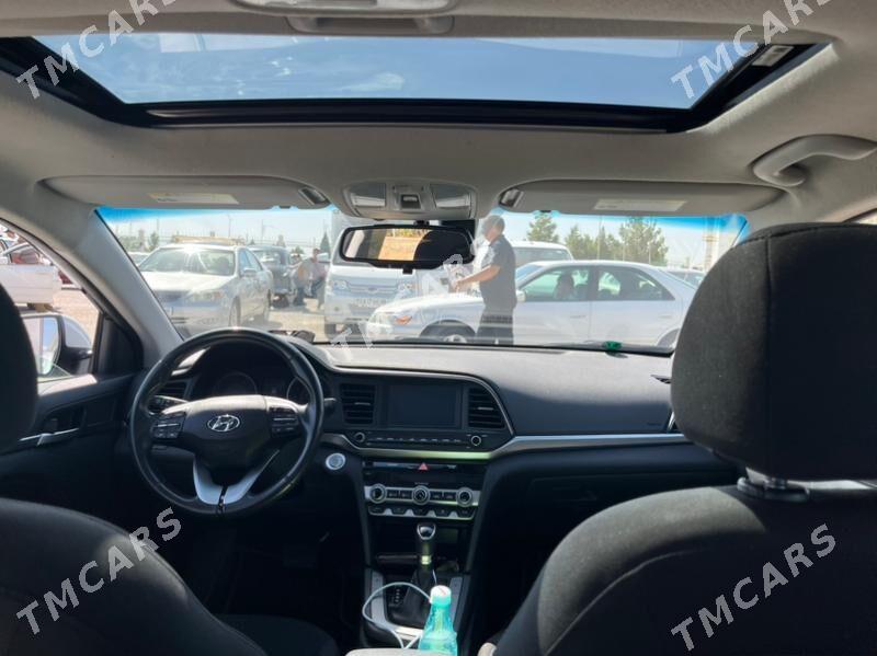 Hyundai Elantra 2019 - 210 000 TMT - Baýramaly - img 2