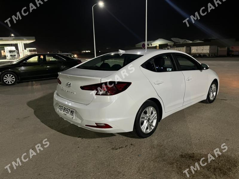 Hyundai Elantra 2019 - 210 000 TMT - Baýramaly - img 5