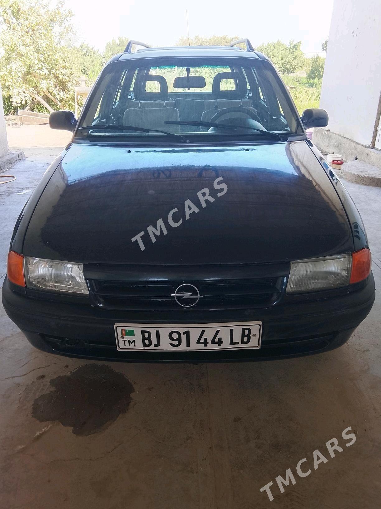 Opel Astra 1993 - 32 000 TMT - Farap - img 2