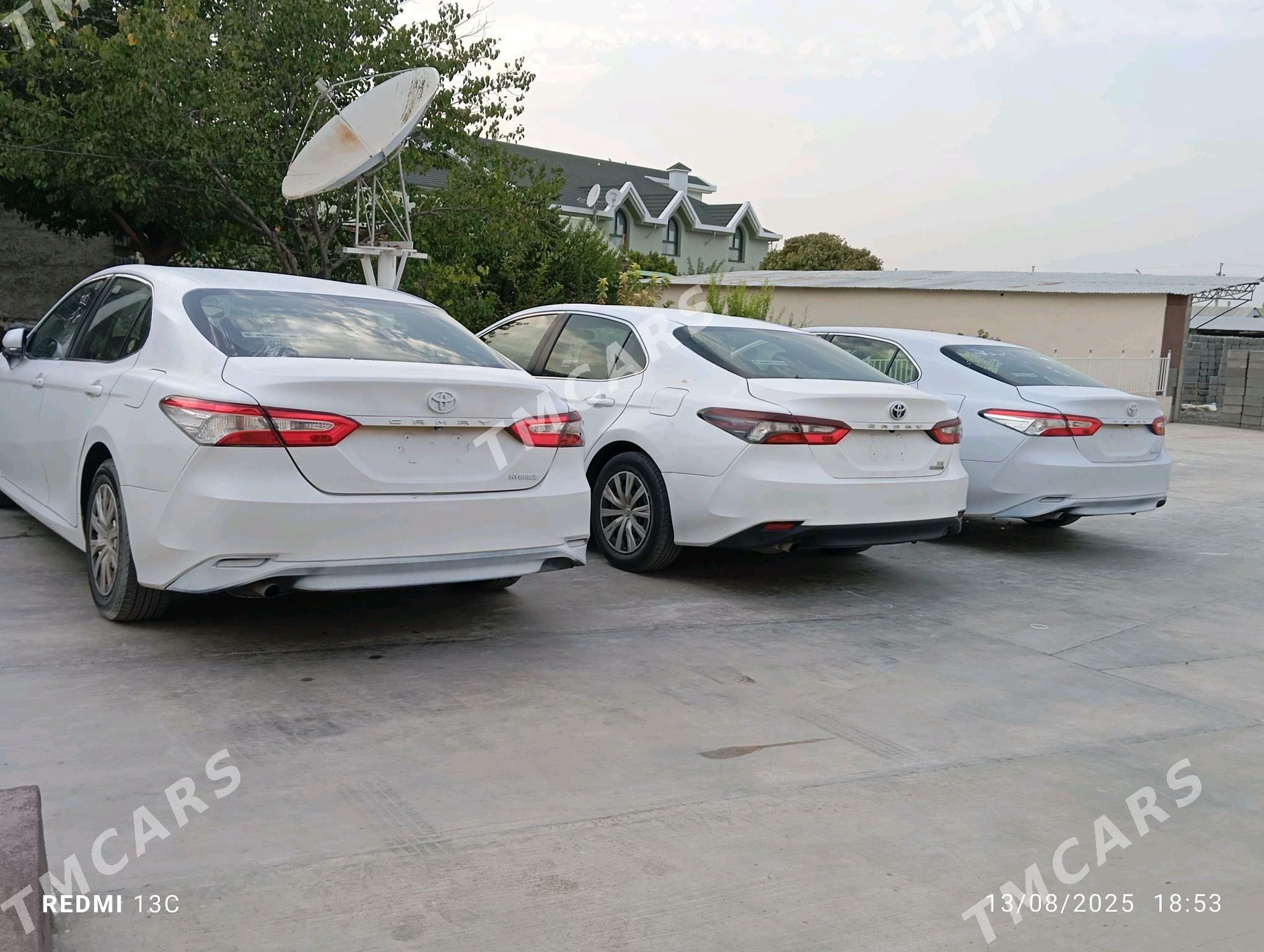 Toyota Camry 2020 - 220 000 TMT - Бузмеин - img 2