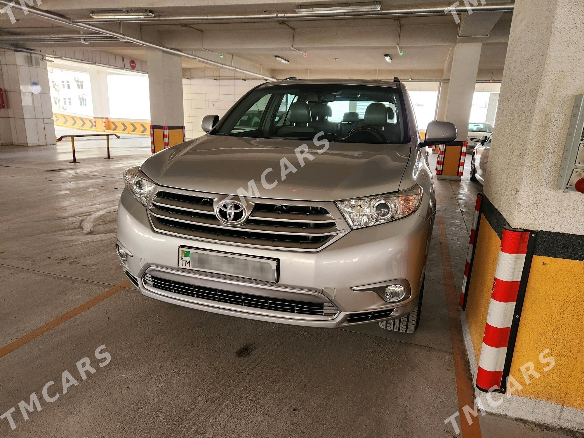 Toyota Highlander 2012 - 395 000 TMT - Aşgabat - img 2