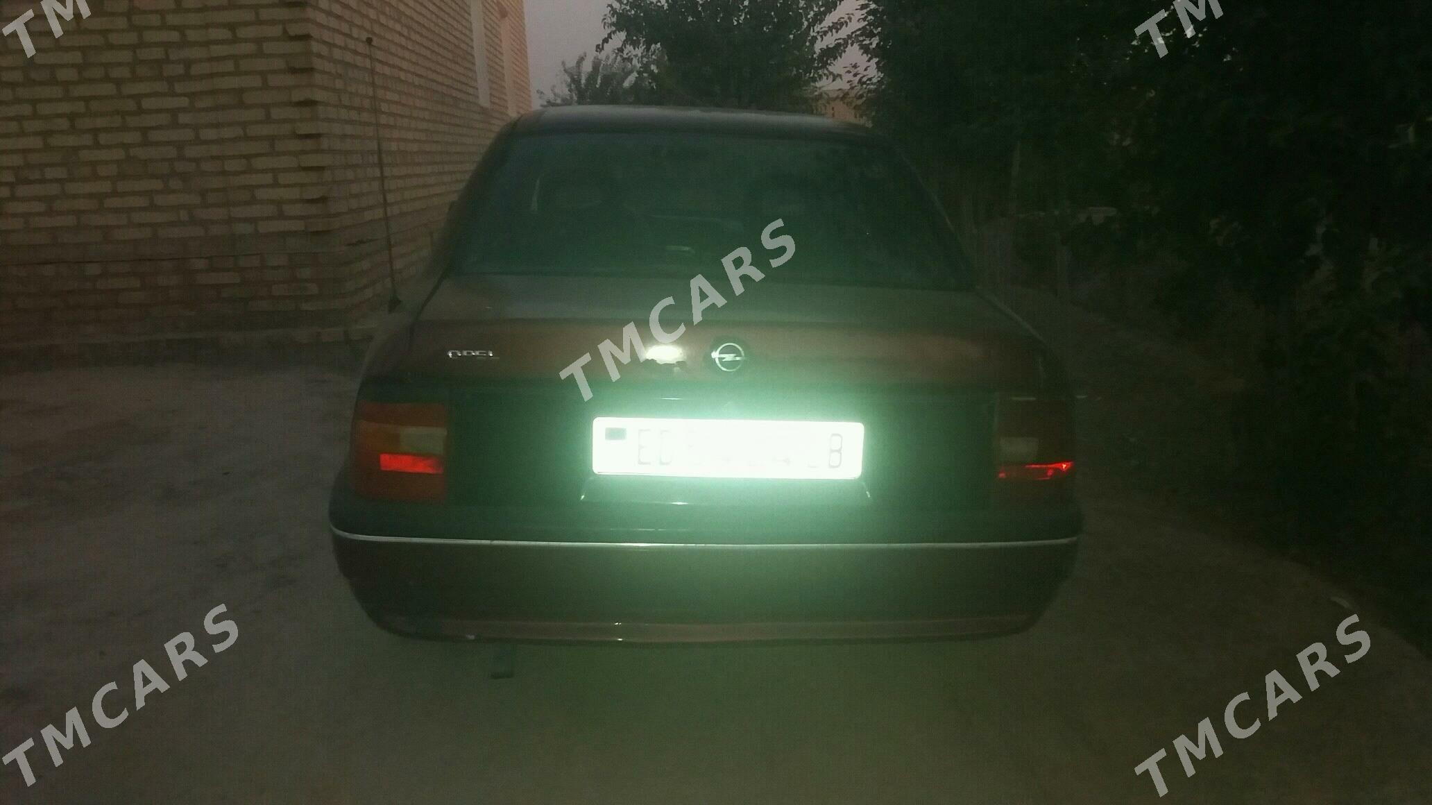 Opel Vectra 1989 - 26 000 TMT - Ходжамбаз - img 2