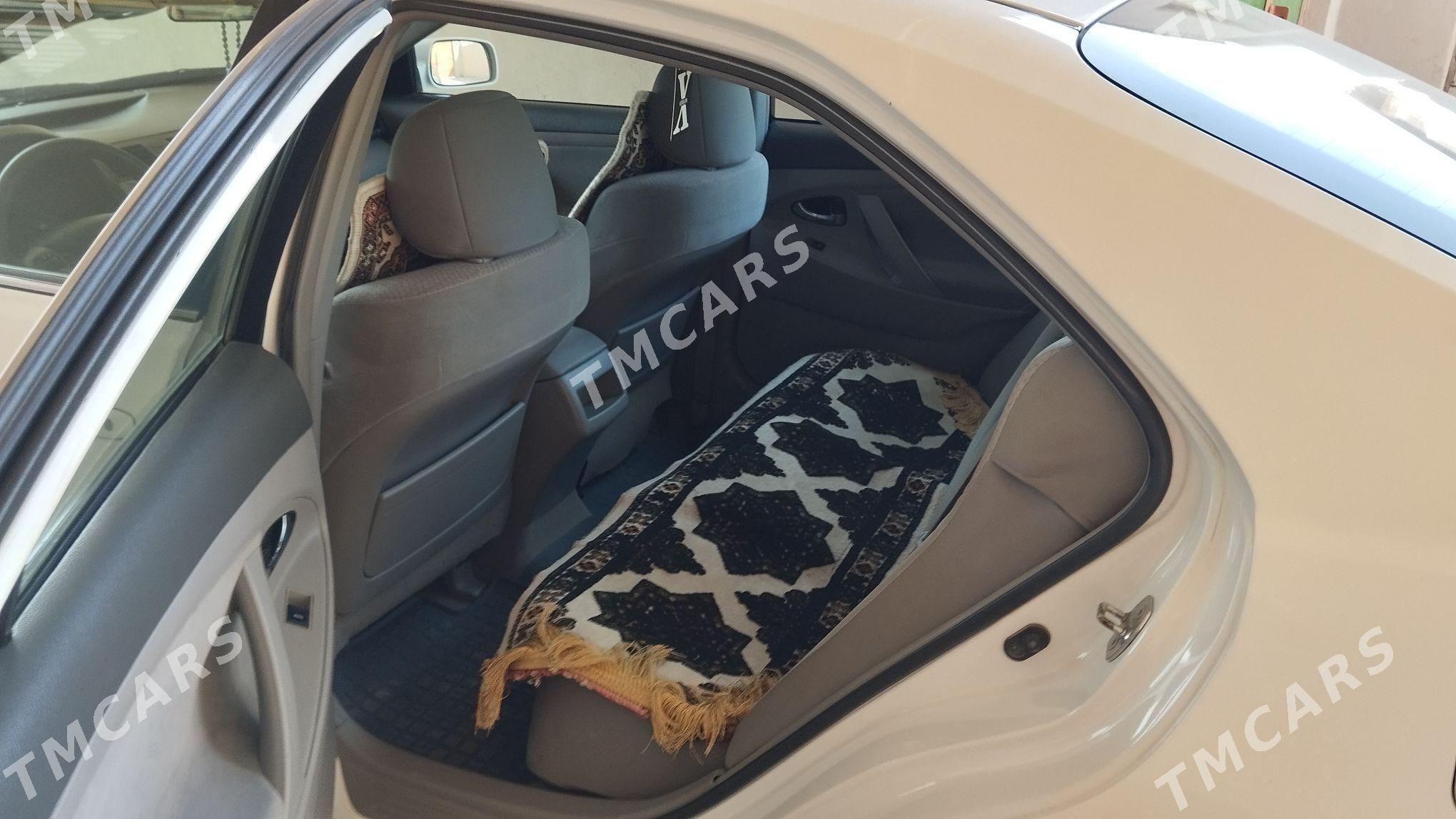Toyota Camry 2011 - 200 000 TMT - Köneürgenç - img 2