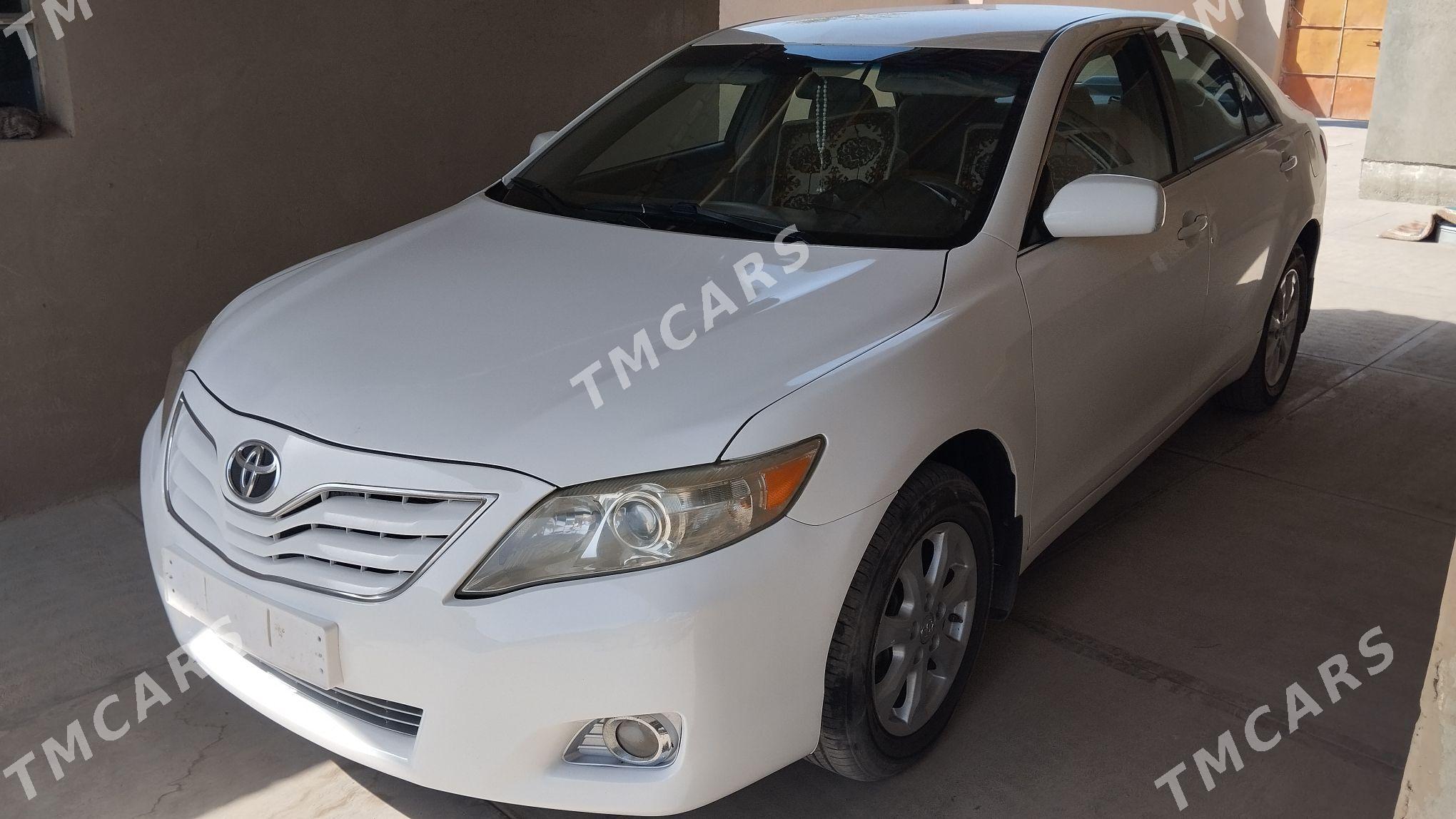 Toyota Camry 2011 - 200 000 TMT - Köneürgenç - img 4