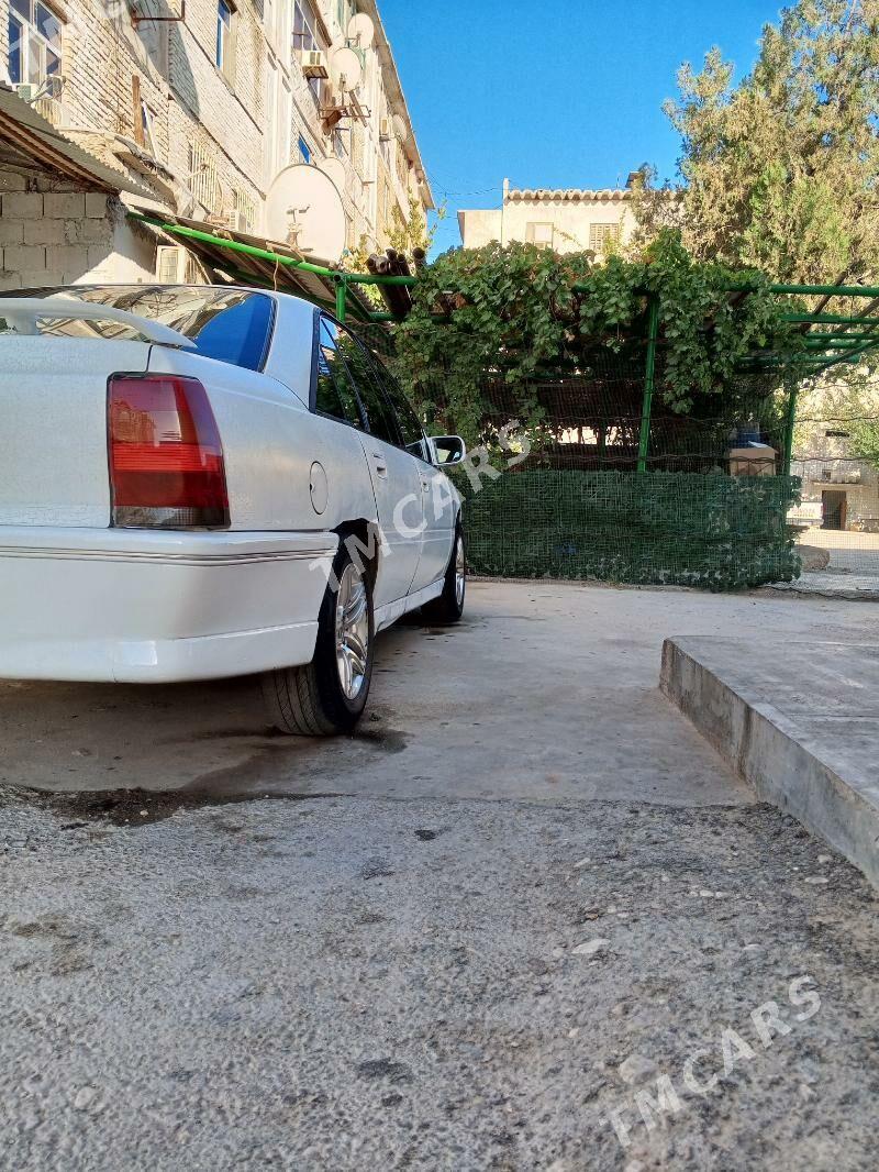 Opel Omega 1993 - 30 000 TMT - Balkanabat - img 2