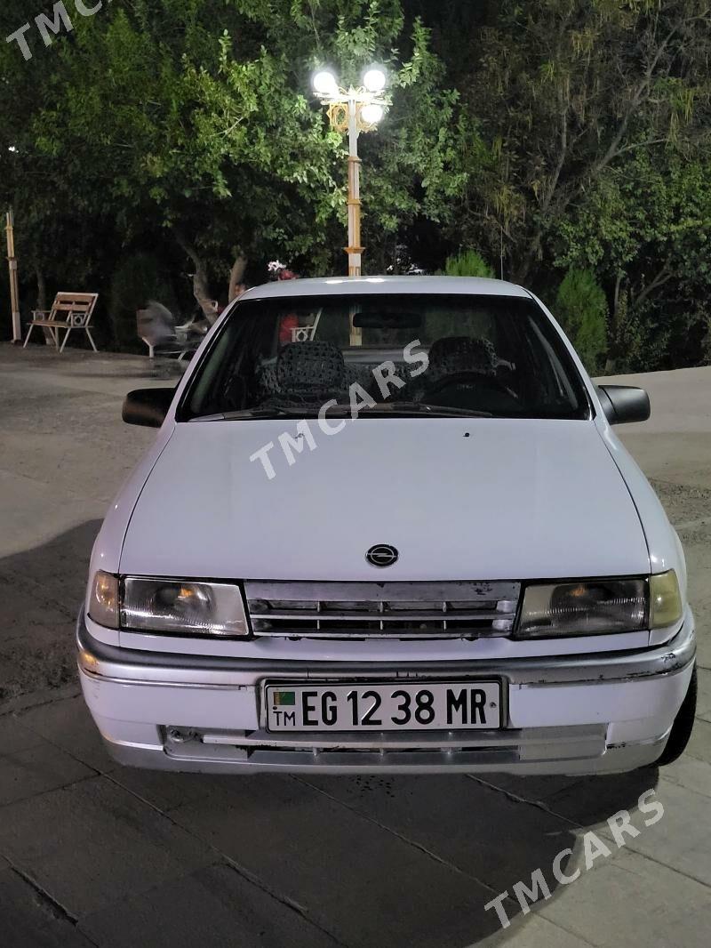 Opel Vectra 1989 - 32 000 TMT - Байрамали - img 2