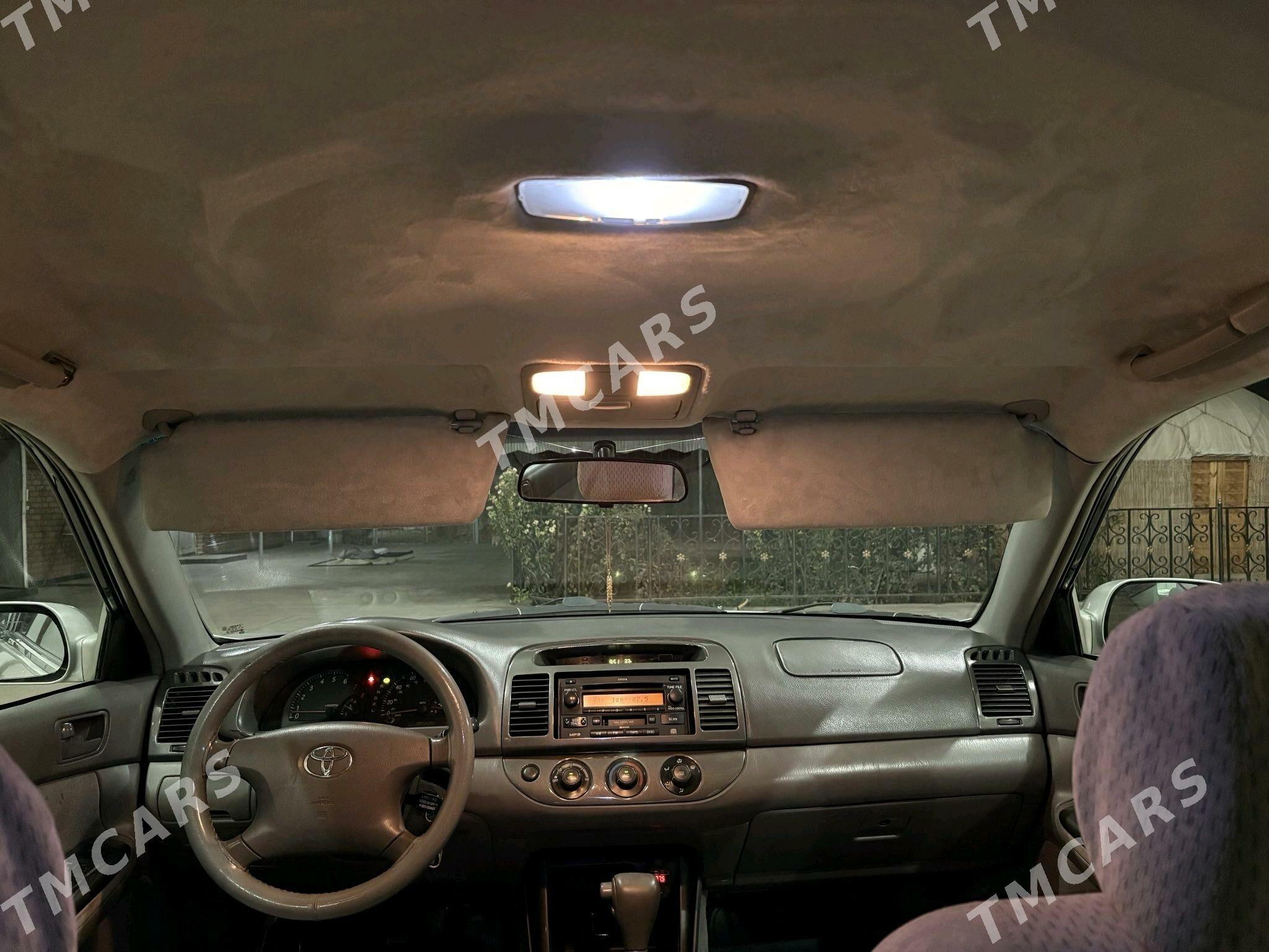 Toyota Camry 2004 - 146 000 TMT - Мары - img 8