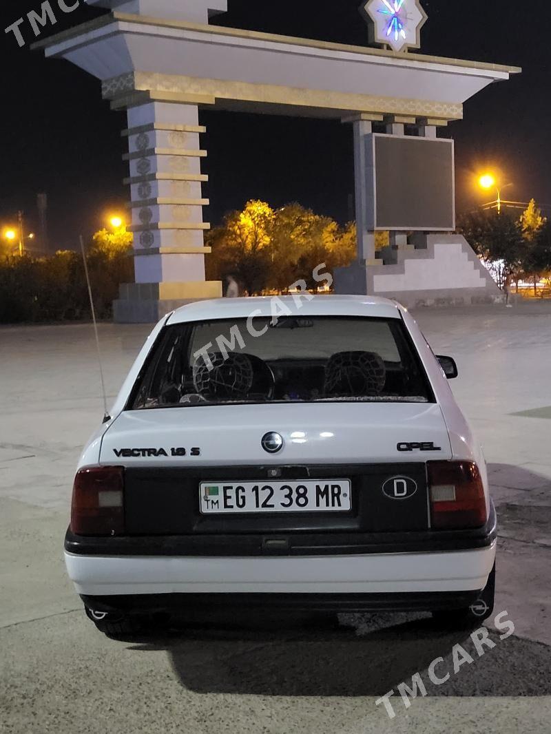 Opel Vectra 1989 - 32 000 TMT - Байрамали - img 5