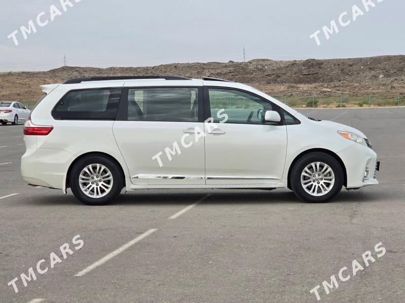 Toyota Sienna 2017 - 425 000 TMT - Ашхабад - img 3