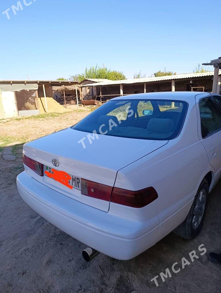 Toyota Camry 2000 - 130 000 TMT - Байрамали - img 2