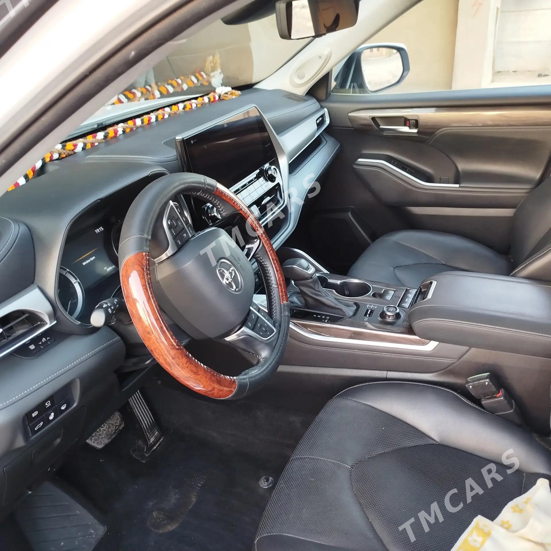 Toyota Highlander 2021 - 770 000 TMT - Мургап - img 6