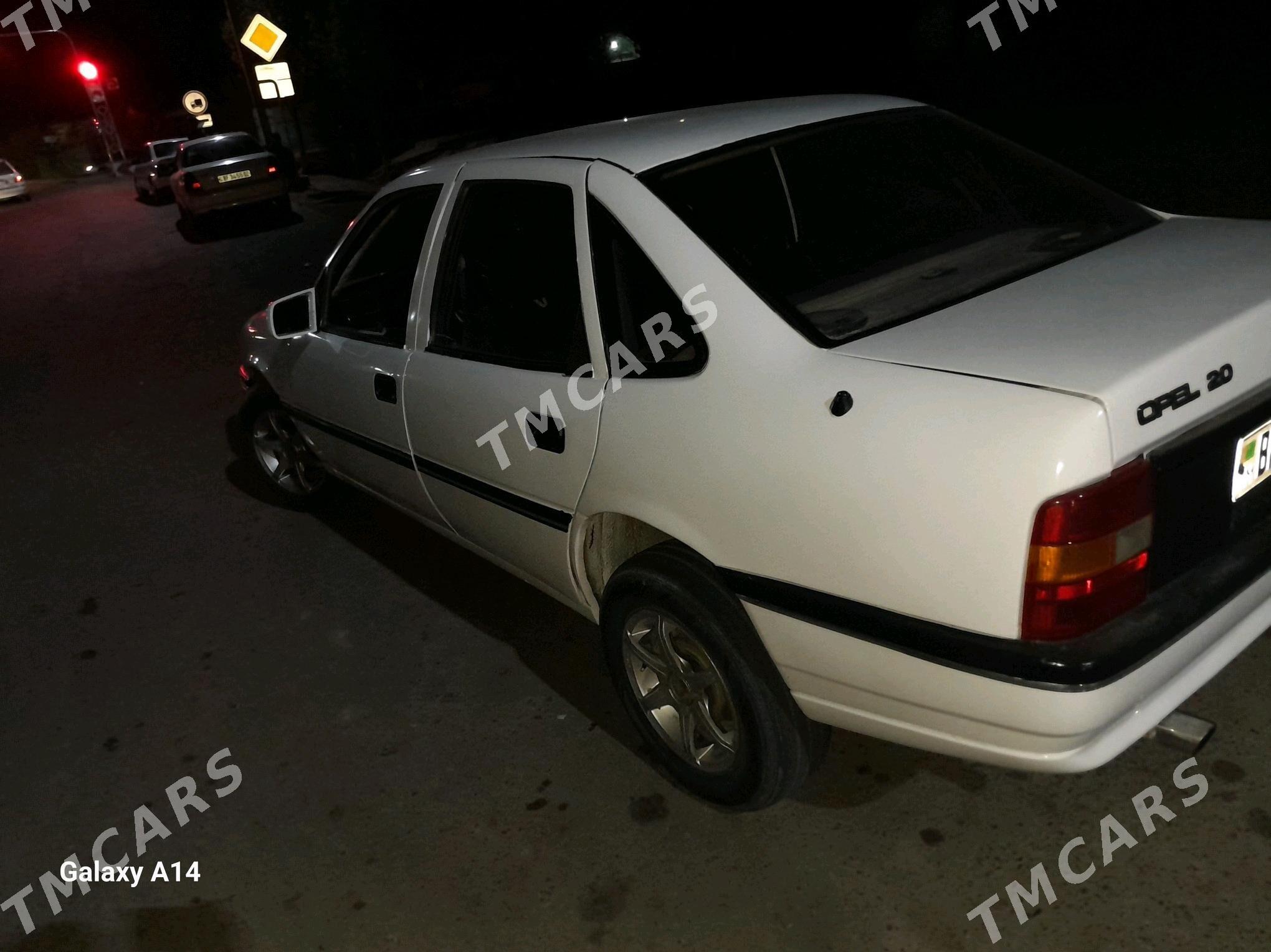 Opel Vectra 1990 - 35 000 TMT - Görogly (Tagta) - img 3