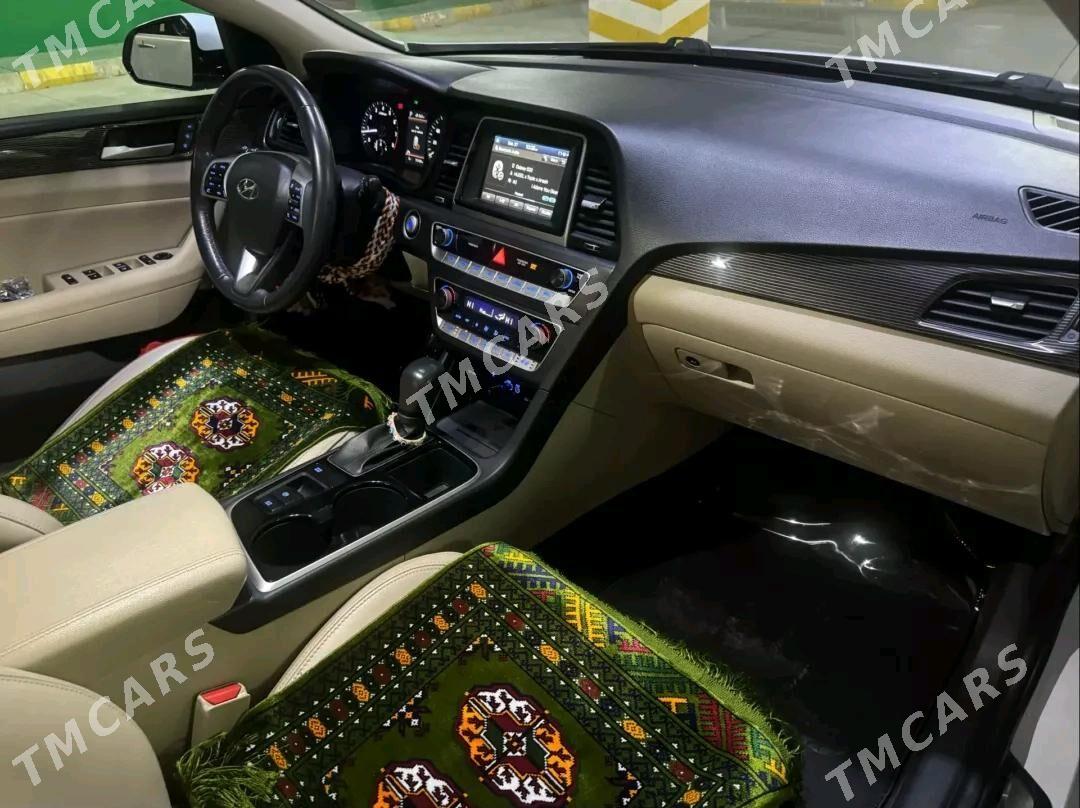 Hyundai Sonata 2019 - 220 000 TMT - Podwoýski köç. (Bitarap Türkmenistan şaýoly) - img 3