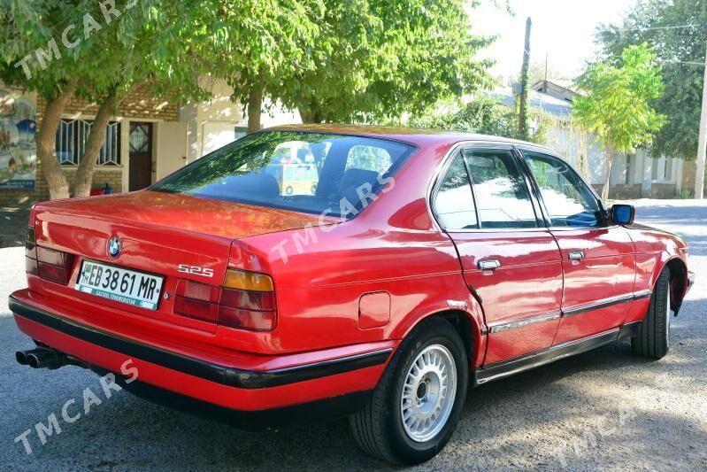 BMW 525 1990 - 35 000 TMT - Ёлётен - img 4