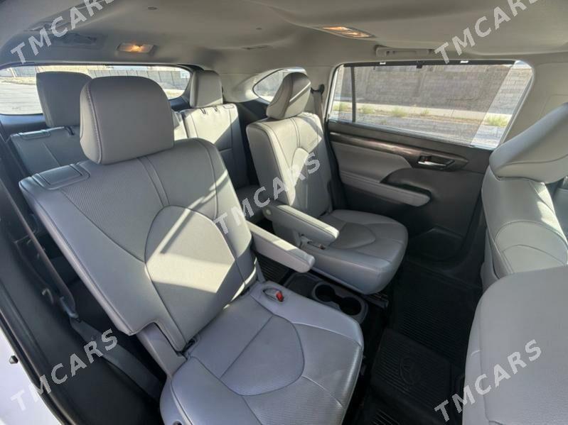 Toyota Highlander 2023 - 640 000 TMT - Балканабат - img 7