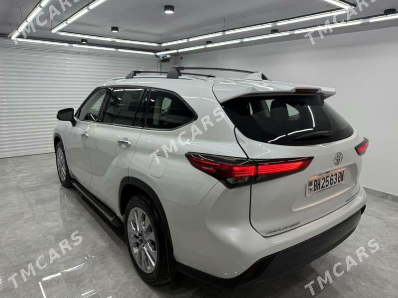 Toyota Highlander 2023 - 640 000 TMT - Балканабат - img 3